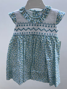 Vestido "Angela" blanco con estampado azul con verde y bordado en cuello